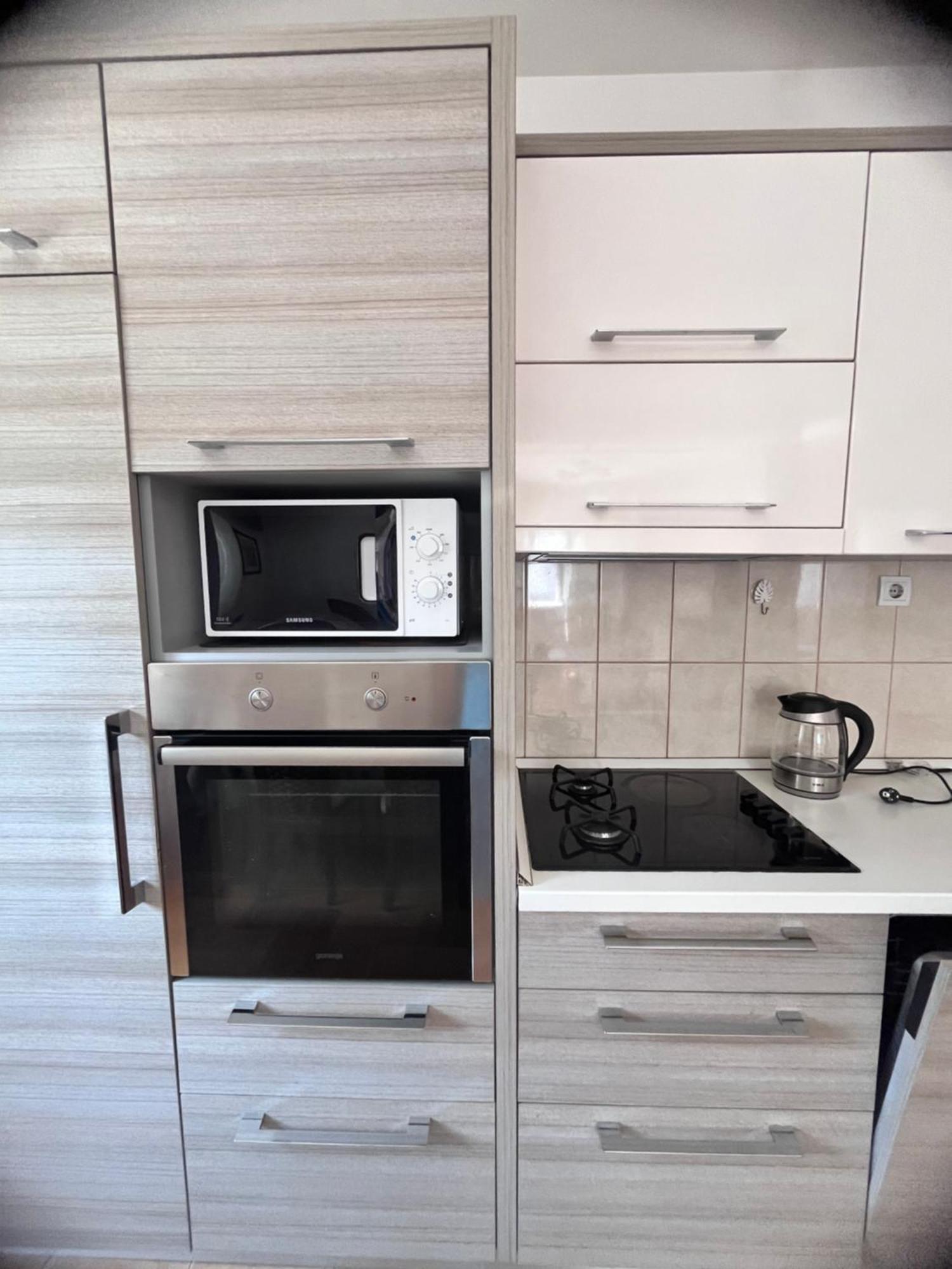 טיווט Apartment Belani, Own Parking מראה חיצוני תמונה