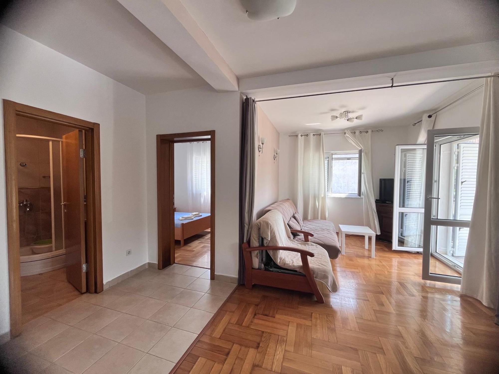 טיווט Apartment Belani, Own Parking מראה חיצוני תמונה