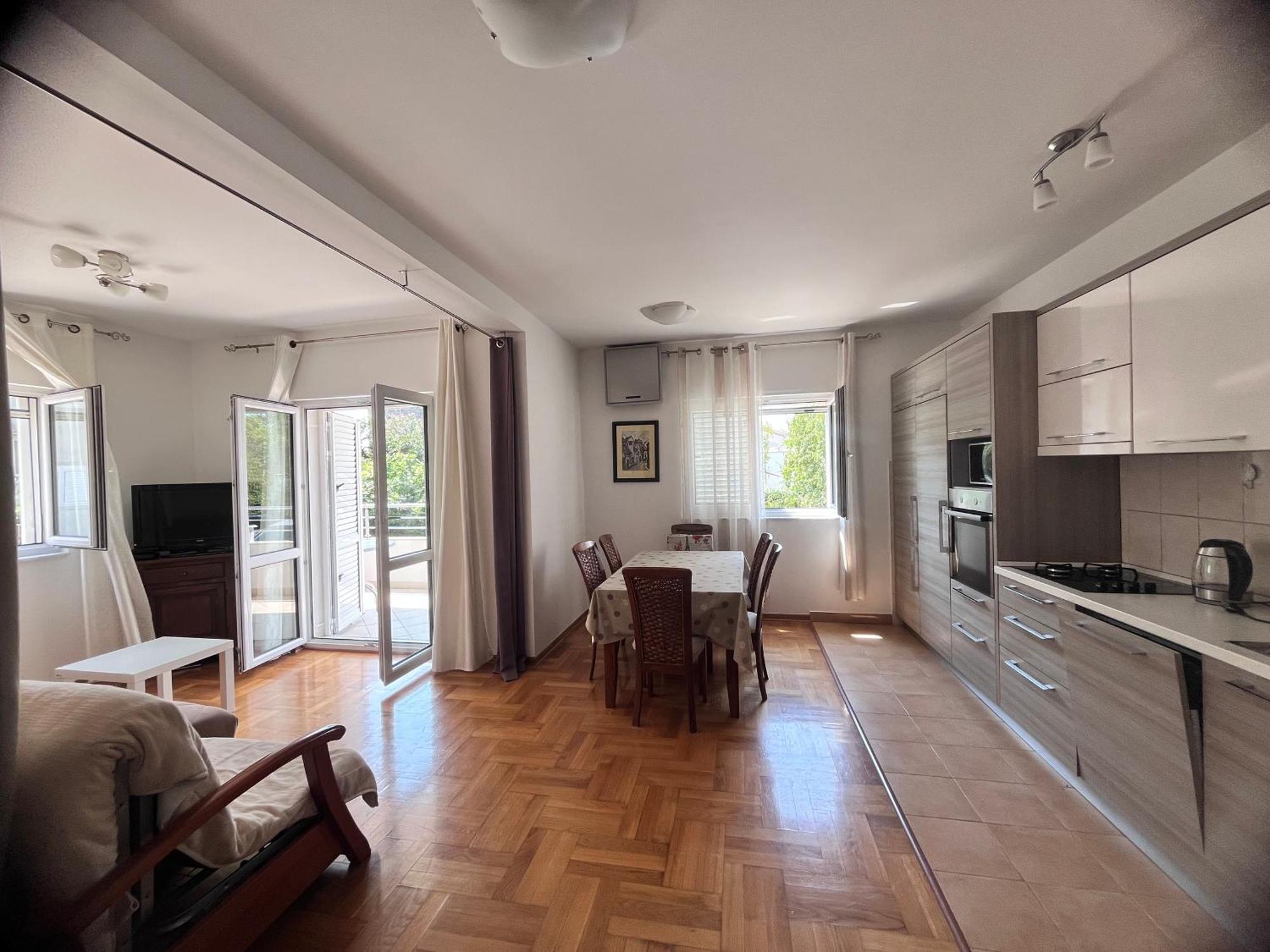 טיווט Apartment Belani, Own Parking מראה חיצוני תמונה